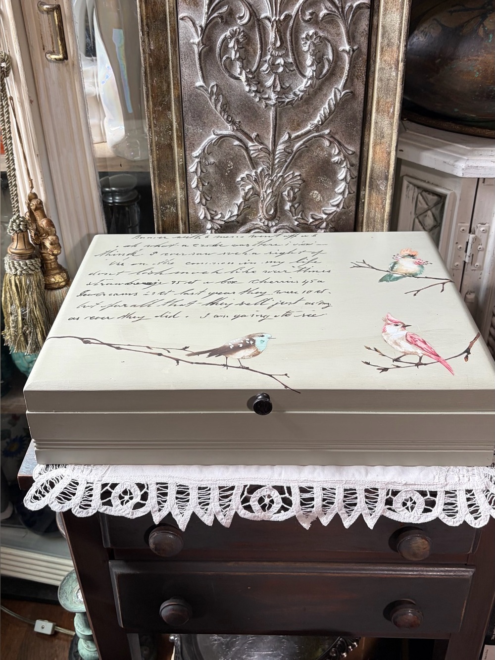 Wood jewelry storage box birds butterfly’s fabric lined